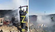 Antakya’da bahçedeki odunluk alev aldı, itfaiye seferber oldu