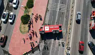 İstanbul’da yangına giden itfaiye aracı kaza yaptı : 2 personel yaralandı