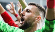 Tunay Meral'dan Karşıyaka'ya veda!