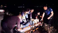 Aksaray'da otomobilde kanlı kavga : Arkadaşını bıçaklayıp kayıplara karıştı