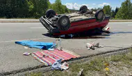Kastamonu’da bariyerlere çarpan otomobil takla attı : 3 yaralı
