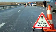 Afyonkarahisar'da kaza : Karı koca öldü, bebekleri ağır yaralı