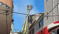 Avcılar'da 4 katlı binanın çatı katında yangın
