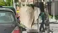 Erzurum'da binanın 7'nci katından düşen halı mağaza çalışanının üzerine düştü