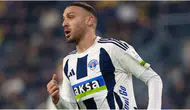 Cenk Tosun, Fatih Karagümrük'e imza attı
