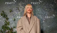 Rihanna'dan şok hamle : Ankara Havalimanı'nı takip etti