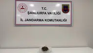 Şanlıurfa'da bir şahsın üzerinden 100 gram esrar ele geçirildi