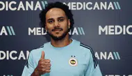 Fenerbahçe'nin yeni transferi Shane Larkin sağlık kontrolünden geçti
