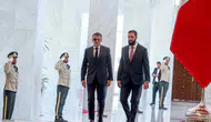 Şara ve Macron Ekonomi Forumu'nda konuştu