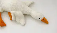 Ticaret Bakanlığı, 'peluş kaz' oyuncağının toplatılmasına karar verdi
