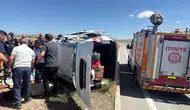Van'da iki aracın çarpıştığı kazada 8 kişi yaralandı