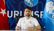 Erzurumspor FK, Murat Cem Akpınar ile yola devam etme kararı aldı