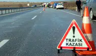 Küçükçekmece'de motosiklet ile otomobil çarpıştı : 1 ölü
