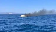 Didim açıklarında teknede yangın : 2 kişi denizden kurtarıldı, tekne battı