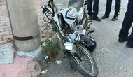 Burdur'da hafif ticari araç ile motosiklet çarpıştı : 1'i ağır 2 kişi yaralandı