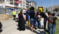 Malatya'da ters yöne giren engelli vatandaşa otomobil çarptı