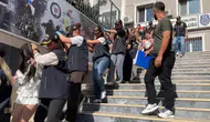 İstanbul'da eğlence mekanı operasyonu : 12 yabancı uyruklu kadın yakalandı
