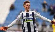 Kasımpaşa, 5 milyon Euro karşılığında Adrian Benedyczak'ı transfer etti