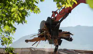 Hatay Antakya'da 6 katlı bina yıkıldı