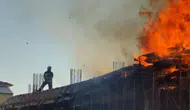 Eskişehir'de bir inşaatta çıkan yangın korkuttu