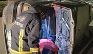 Van'da kamyonet devrildi : 3 kişi yaralandı
