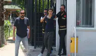 Antalya'da dehşet anları : 'İçine şeytan girdi' diyerek iki ablasına saldırdı