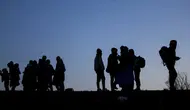 Çanakkale Ezine'de 7'si çocuk 32 düzensiz göçmen yakalandı