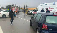 Eskişehir'de yağmur sonrası trafik kazası meydana geldi : 2'si ağır 6 yaralı