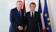 Cumhurbaşkanı Erdoğan, NATO Zirvesi kapsamında Macron ile görüştü