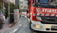 İstiklal Caddesi'nde restoran yangını ! Bölgeye çok sayıda itfaiye sevk edildi