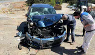 Kastamonu Devrekani'de otomobil ile tır çarpıştı : 4 kişi yaralandı