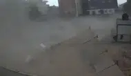Avcılar’da fırtına dehşeti : İnşaat alanı savaş alanına döndü