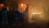 Hatay'da konteyner kentte yangın
