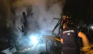 Bilecik'te evin yanındaki depoda yangın