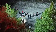 Giresun'da otomobil dere yatağına devrildi : 3 ölü, 3 yaralı
