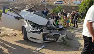 Şırnak'ta feci kaza : Otomobil şarampole devrildi, 4 kişi ağır yaralandı