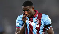 Trabzonspor'da Onuachu'nun alternatifi belli oldu : 1.97'lik dev forvet geliyor
