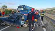 Bolu'da otobüs ve otomobiller çarpıştı : 2 ölü, 2 yaralı