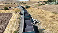 Malatya'da yük treni ile kamyon çarpıştı : 1 yaralı