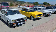 Karabük'te klasik otomobil tutkunları Eskipazar'da buluştu