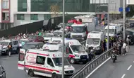 Küçükçekmece'de trafik kazası : Ticari minibüs bariyere çarptı