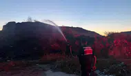 Bilecik'te ot ve çalılık yangını ekiplerin müdahalesiyle söndürüldü