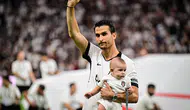 Beşiktaş'ta Necip Uysal'a duygusal veda