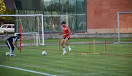 Kayserispor'da Miguel Cardoso takımdan ayrı çalışıyor