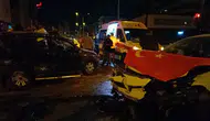 Bursa Yıldırım'da korkutan kaza : 2 otomobil çarpıştı, 7 yaralı