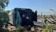 Kayseri'de yolcu otobüsü devrildi : 20 yaralı