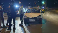 Eskişehir'de otomobille çarpışan motosikletteki 2 kişi yaralandı