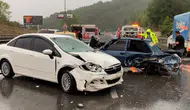 Samsun'da kontrolden çıkan otomobil 6 araca çarptı