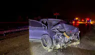 Manisa Kula'da otomobil karşı şeride geçti : 4 kişi tedavi altına alındı