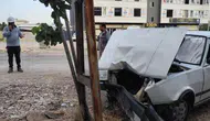 Adıyaman'da direğe çarpan otomobildeki 2 kişi yaralandı